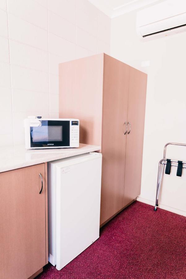 Motel Poinsettia Порт-Огаста Екстер'єр фото